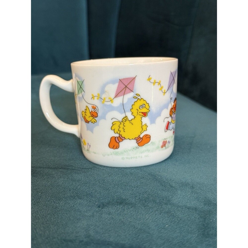 Vintage Newcor Sesame Street Mug Cookie Monster Bert Flying Kite #8000 Japan